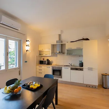 Apartment Comfy With A Dreamy Terrace Near The Old Split