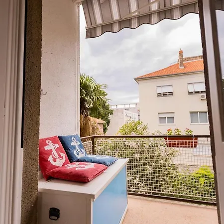 Comfy With A Dreamy Terrace Near The Old Apartment Split