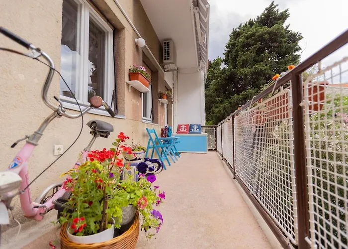 Comfy With A Dreamy Terrace Near The Old Split