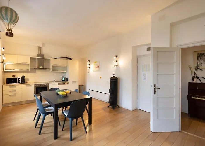 Apartamento Comfy With A Dreamy Terrace Near The Old *