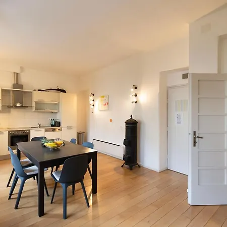 Апартаменты Comfy With A Dreamy Terrace Near The Old *