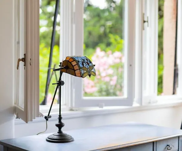 Апартаменты Comfy With A Dreamy Terrace Near The Old *